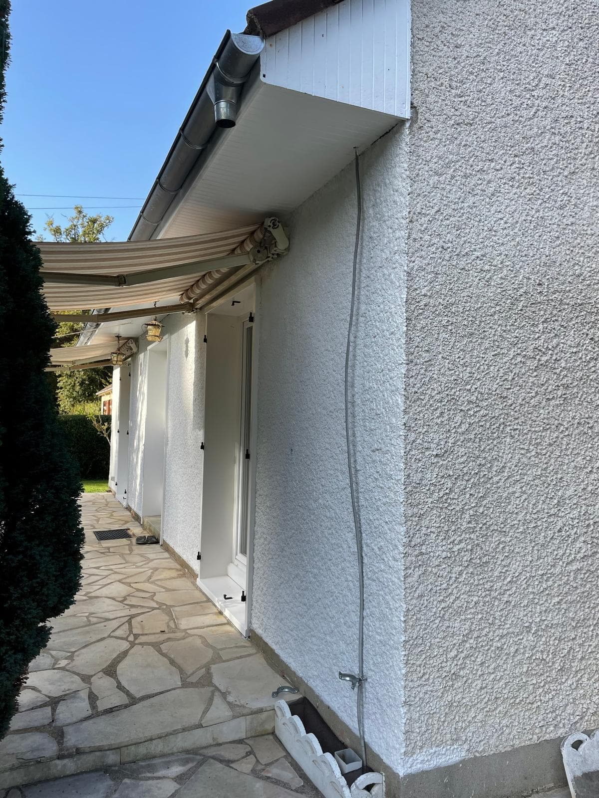 Réfection de toiture par l'équipe JCD Rénovation dans l'agglomération Montargoise (photo 66)