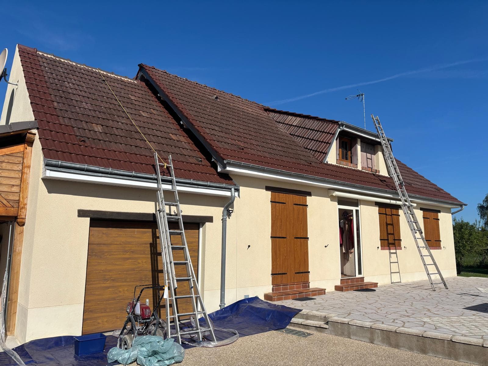 Charpente traditionnelle en bois réalisée par JCD Rénovation dans le Loiret (chantier 49).