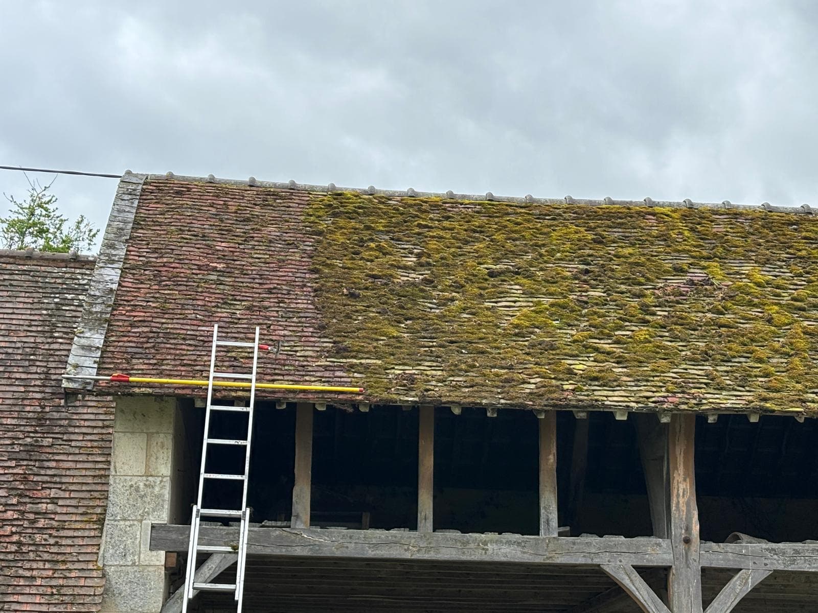 Chantier de couverture mené par JCD Rénovation dans le Loiret